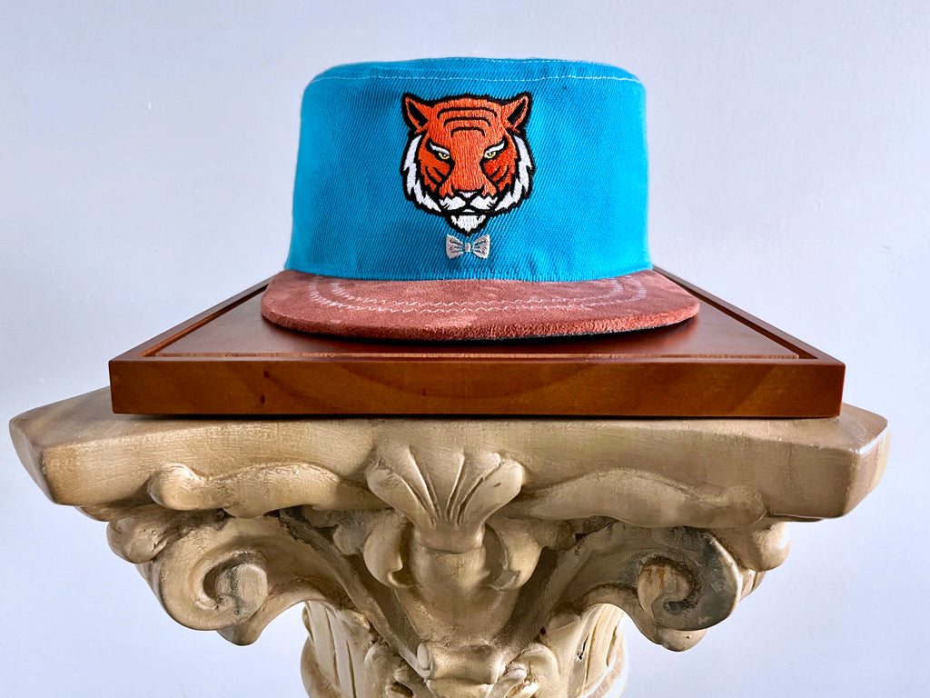 Toujours Lé - Motorcity Blue Cadet Crown